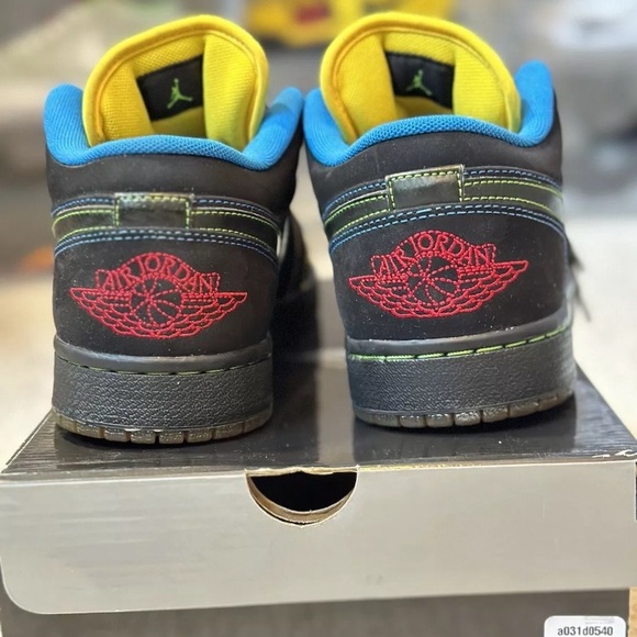 Size 6 - Air Jordan 1 Phat Low Olympic Nike - Picture 5 of 5